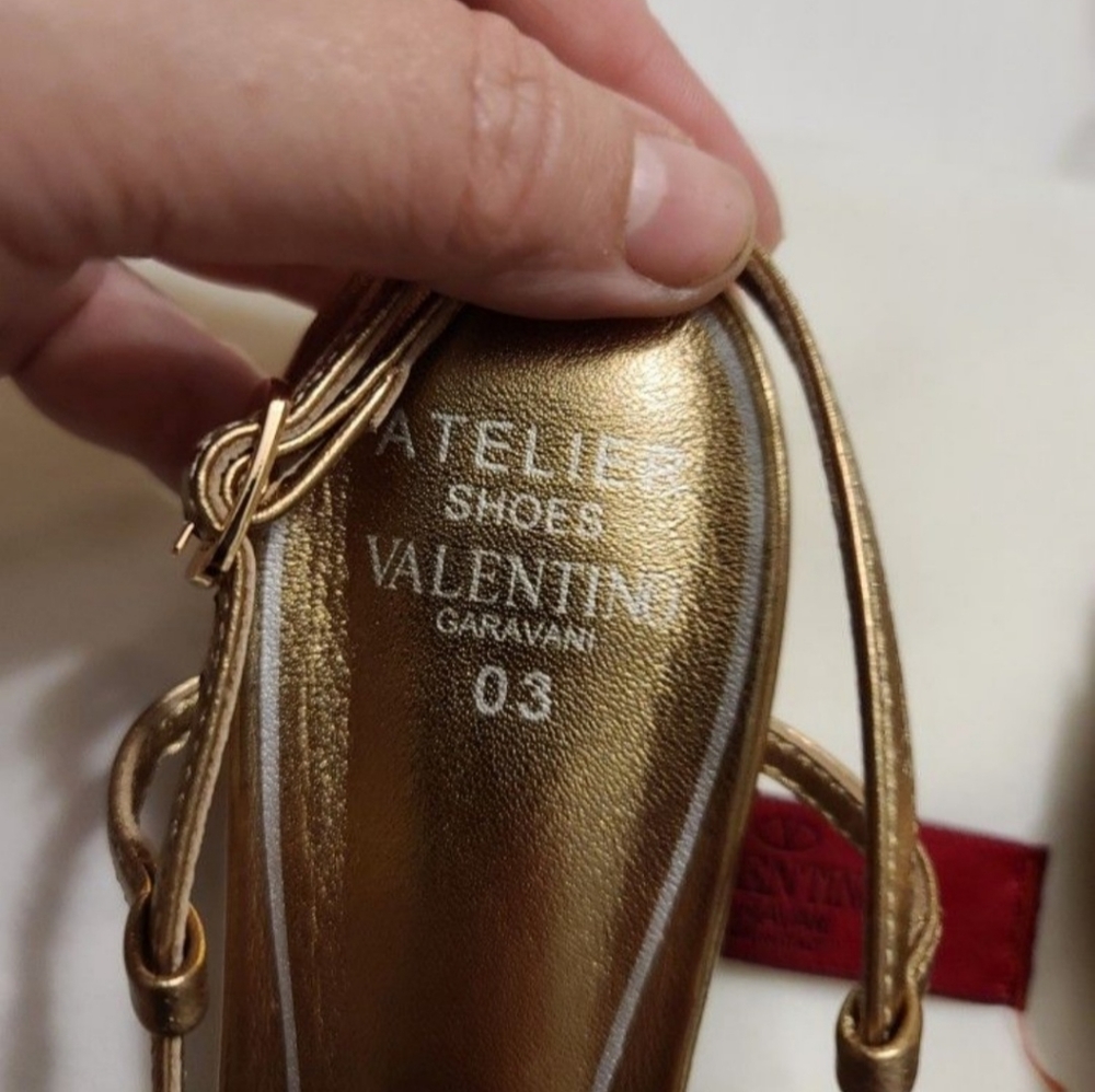 Valentino Garavani size 39 - Picture 3 of 9